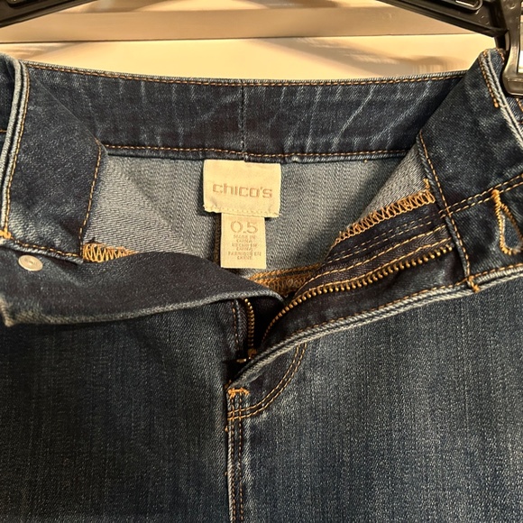 Chico's Knee Length Soft Denim Skirt Size 0.5 - Picture 4 of 4